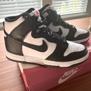 Nike dunk high black/white university red W 6.5